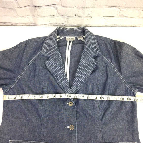 Chico’s Women’s Chambray White Stitch Notch Collar Flap Front Pocket Blazer 2 - Picture 8 of 11